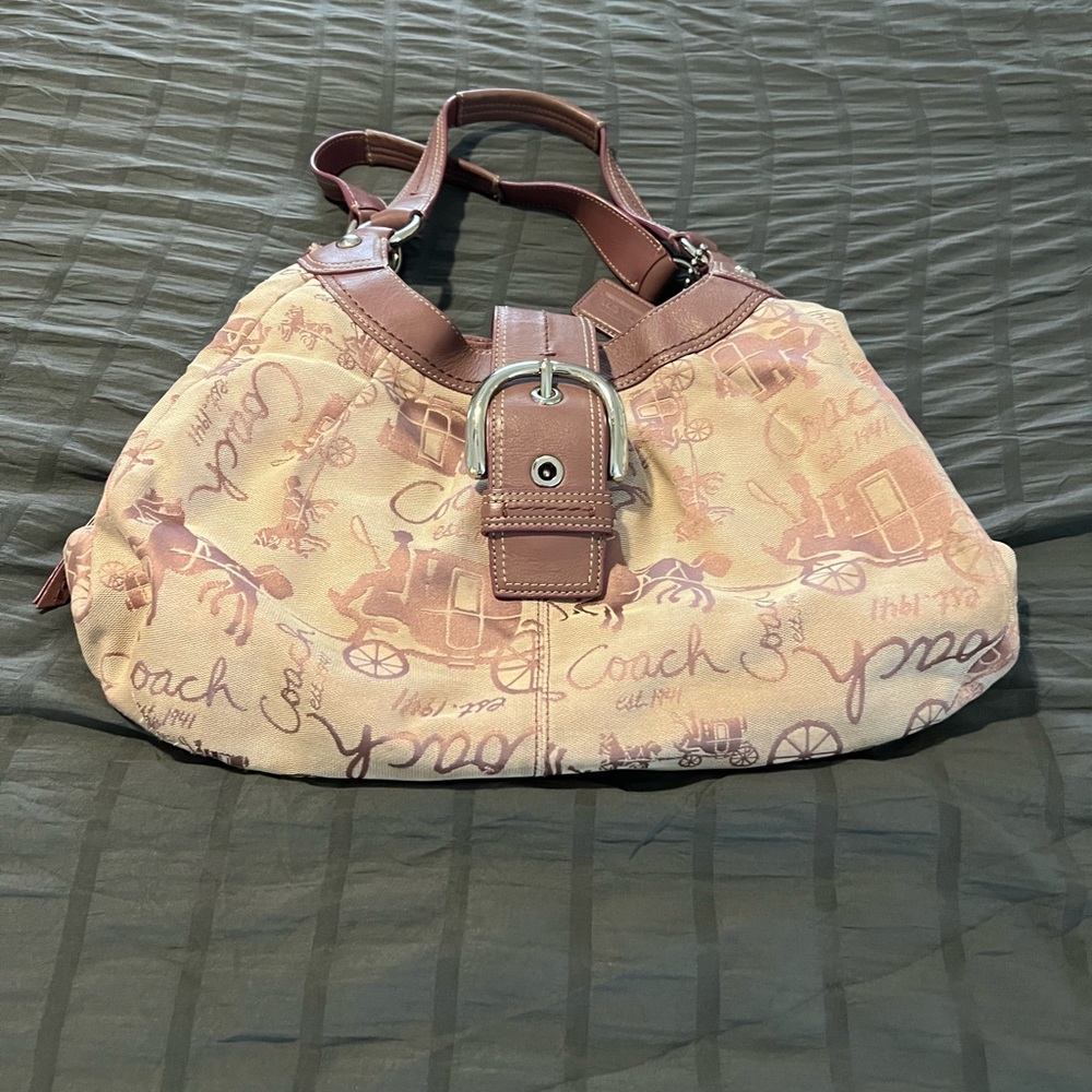 Coach purse: like new